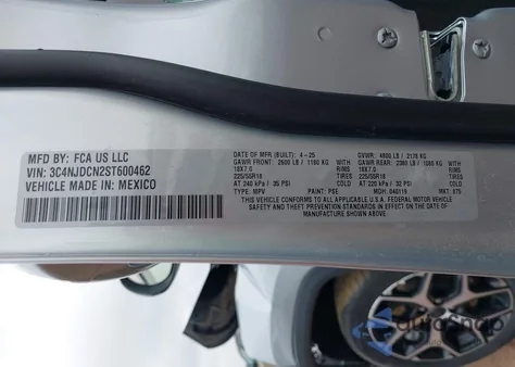 2025 Jeep Compass Limited 4X4 z USA, uszkodzony, nr VIN 3C4NJDCN2ST600462